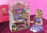 La maison de poupées de Barbie