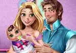 Rapunzel và Flynn chăm sóc cho em bé