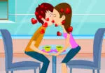 Beijo durante o café