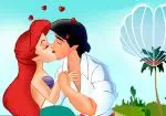 Ariel embrassant